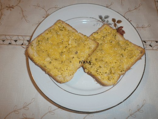 Zapečene kriške - Ivana Pešić