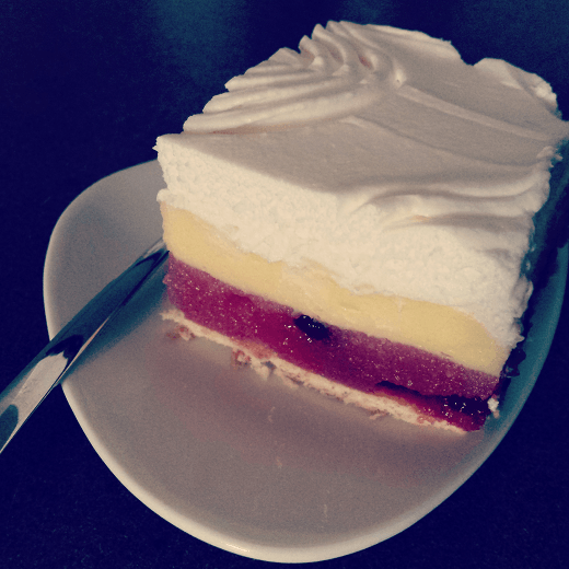 Kolač na 4 sprata - Sandra Avtovska - Recepti i Kuvar online