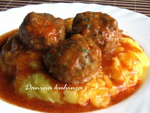 Ćufte u paradajz sosu - Dana Drobnjak - Recepti i Kuvar online